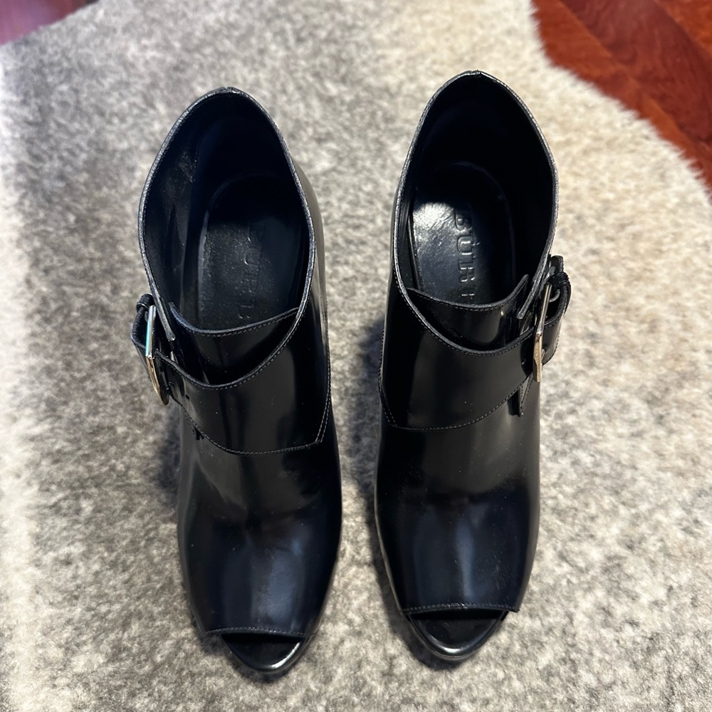 Burberry booties